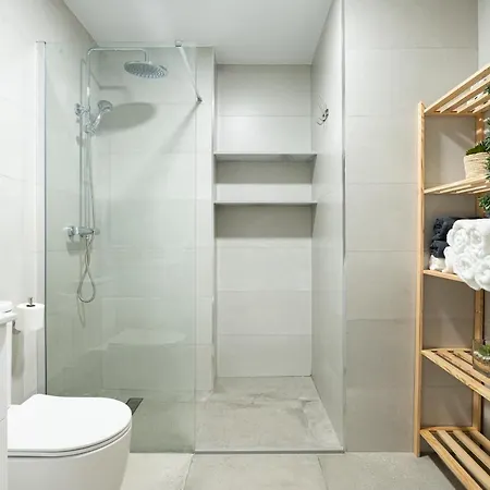 Апартаменти Aventura Canteras